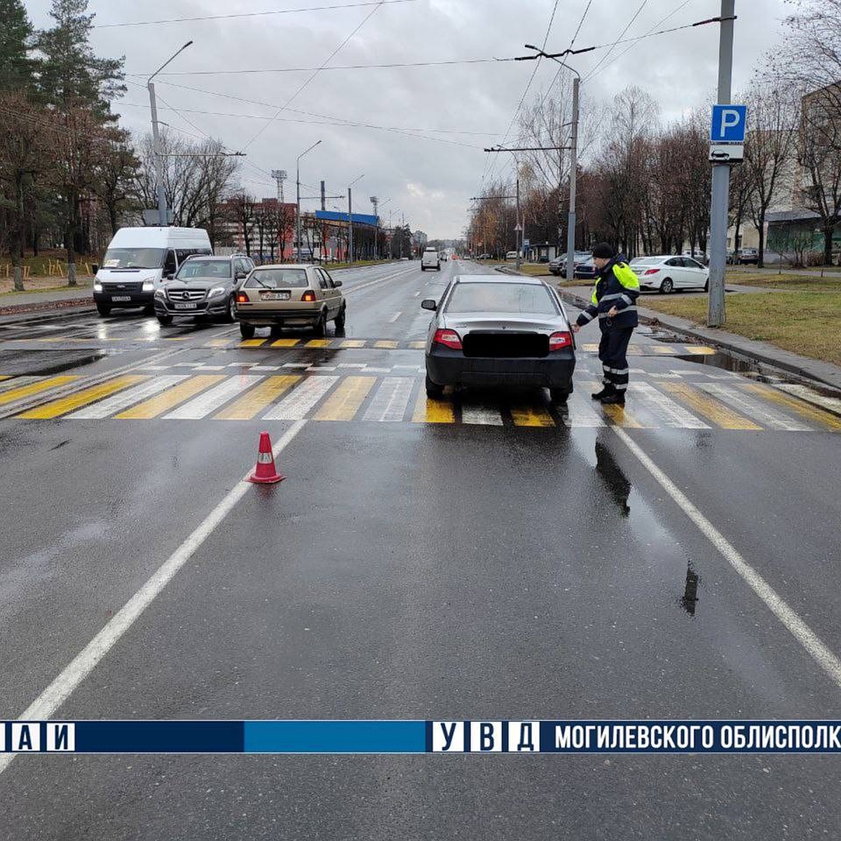 Ребенок с травмами доставлен в больницу». В Могилеве водитель Daewoo сбила  женщину с 4-летним ребенком на пешеходном переходе - KP.RU