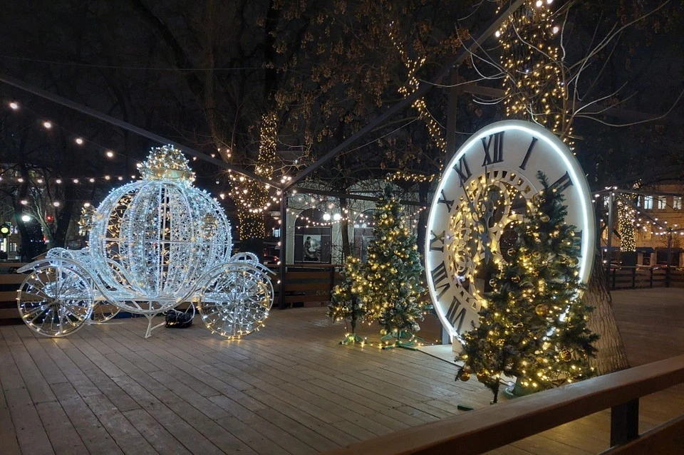 Городские власти рассказали, как Ростов принарядится к Новому году.