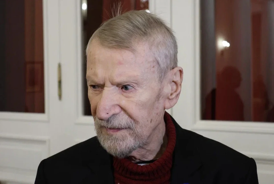 93-летний актер Иван Краско рассказал о своей жизни после первого появления на публике за долгое время.