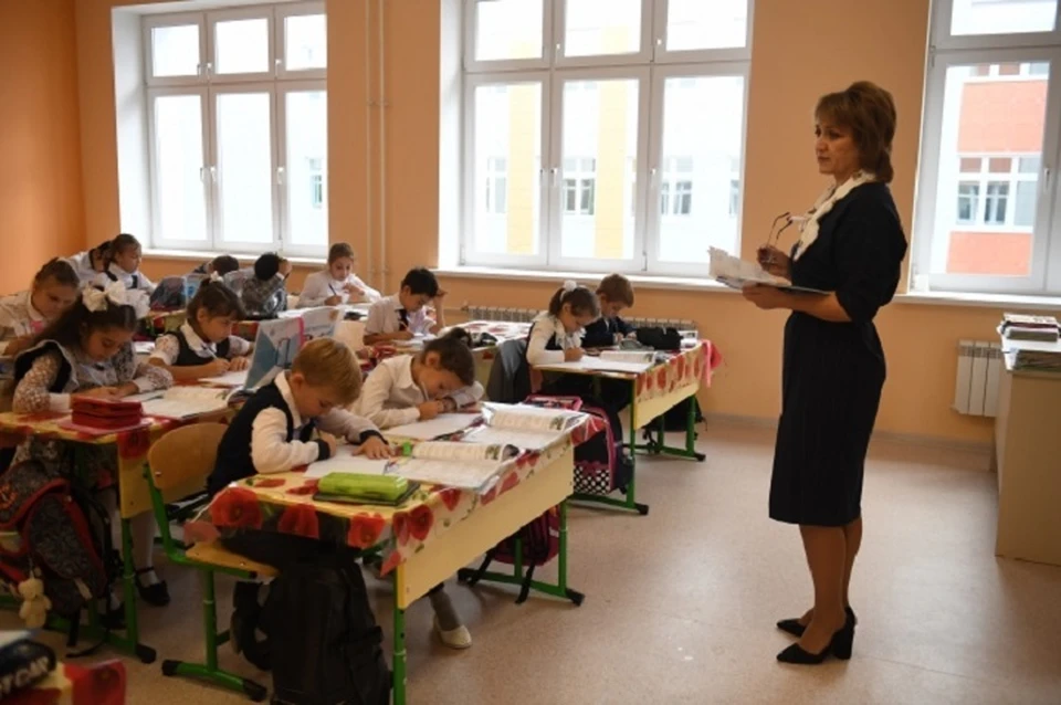 Школы ЛНР со следующего года войдут в программу модернизации образования