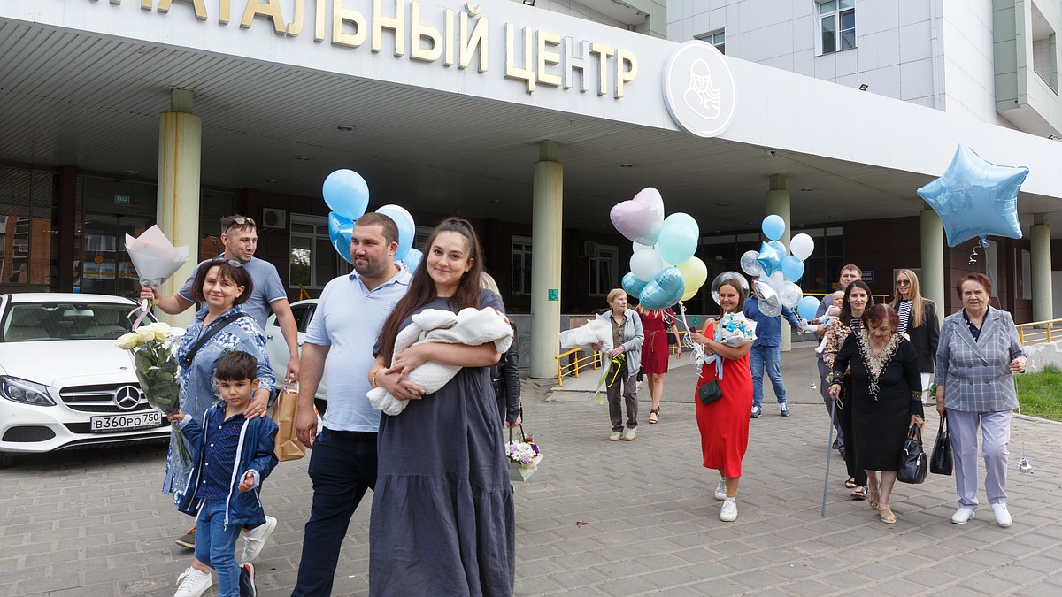 Иркутский городской перинатальный центр имени Малиновского М.С: Каждый  третий ребенок в Иркутской области появляется на свет в «роддоме на Бограда»  - KP.RU