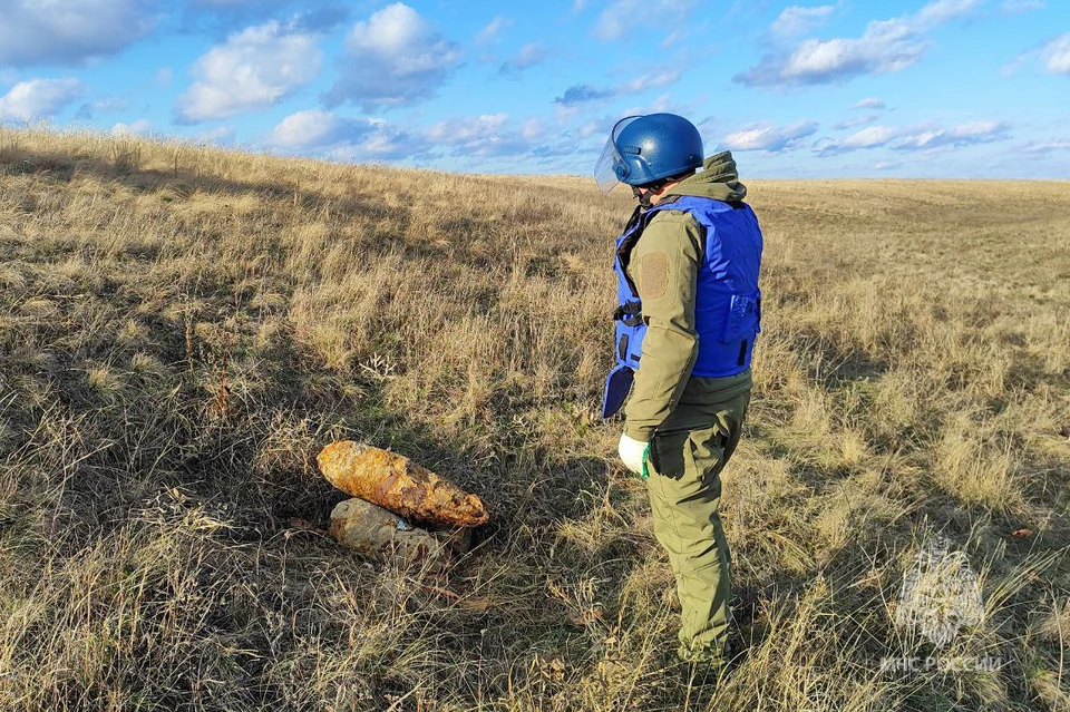 4 фугасные бомбы уничтожили в Волгоградской области