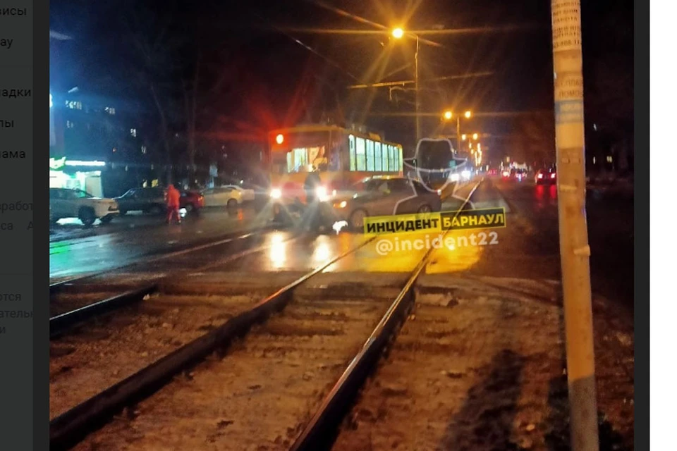 ДТП на улице Северо-Западной. Скриншот группы https://vk.com/incident22