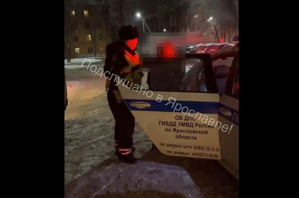 В Ярославле таксист отказался проходить медосвидетельствование на употребление алкоголя. Скриншот с видео, группа "Подслушано в Ярославле" ВКонтакте