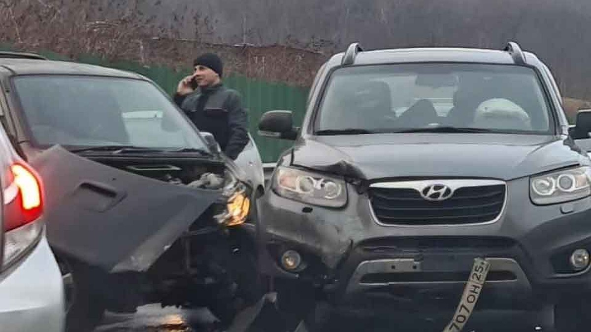 Мужчина, ехавший из Петербурга во Владивосток, появился на связи