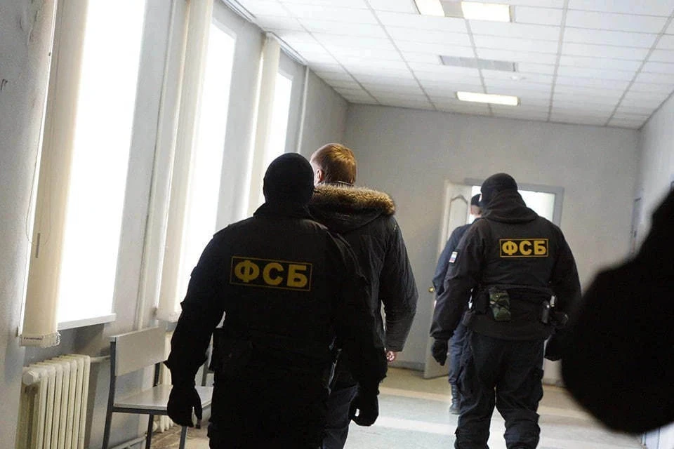 ФСБ задержала жителя Тюменской области по делу о финансировании ВСУ