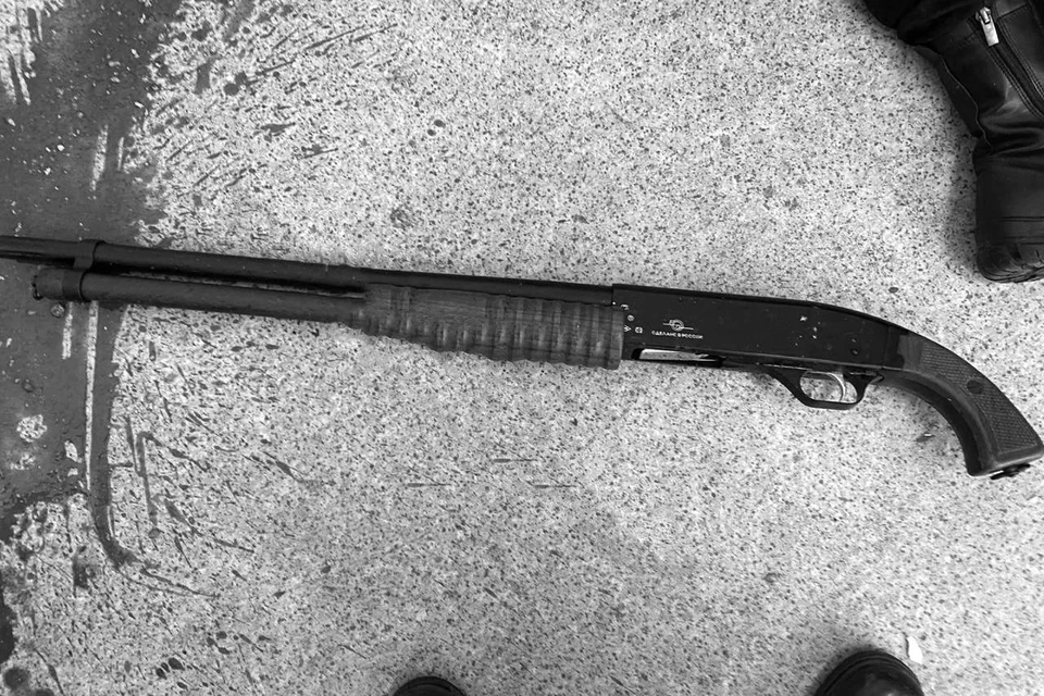Это ружье 16-го калибра стоит около 30 тысяч рублей. Довольно компактное: в заряженном состоянии весит 3,2 килограмма. Фото: Следственный комитет