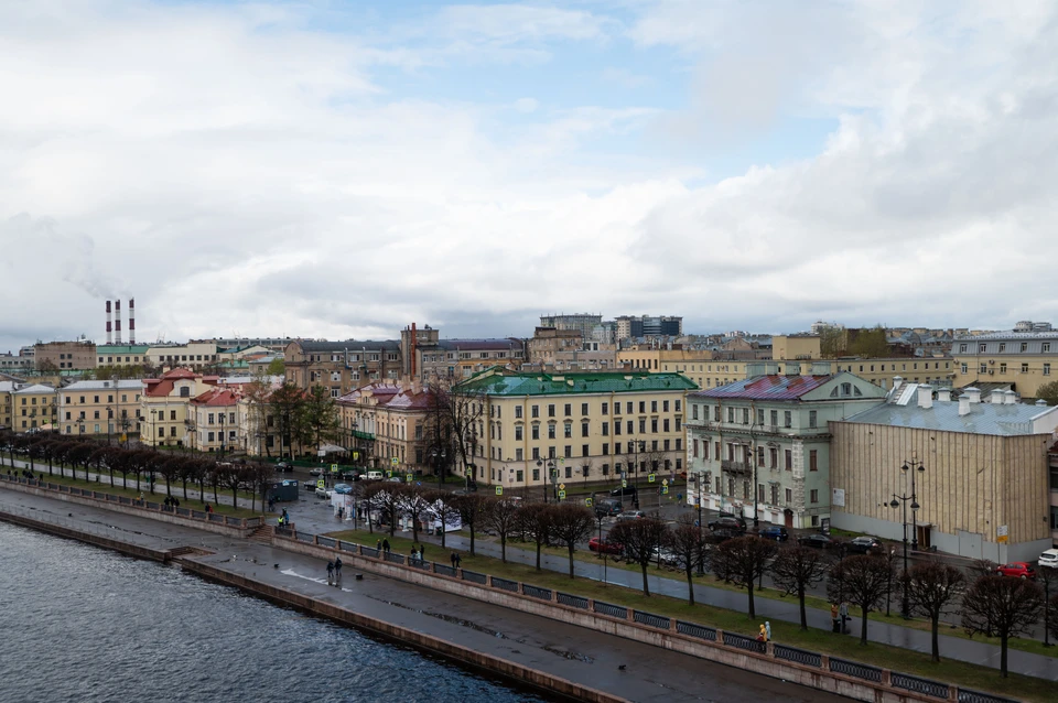 В Петербурге сократилась численность населения.