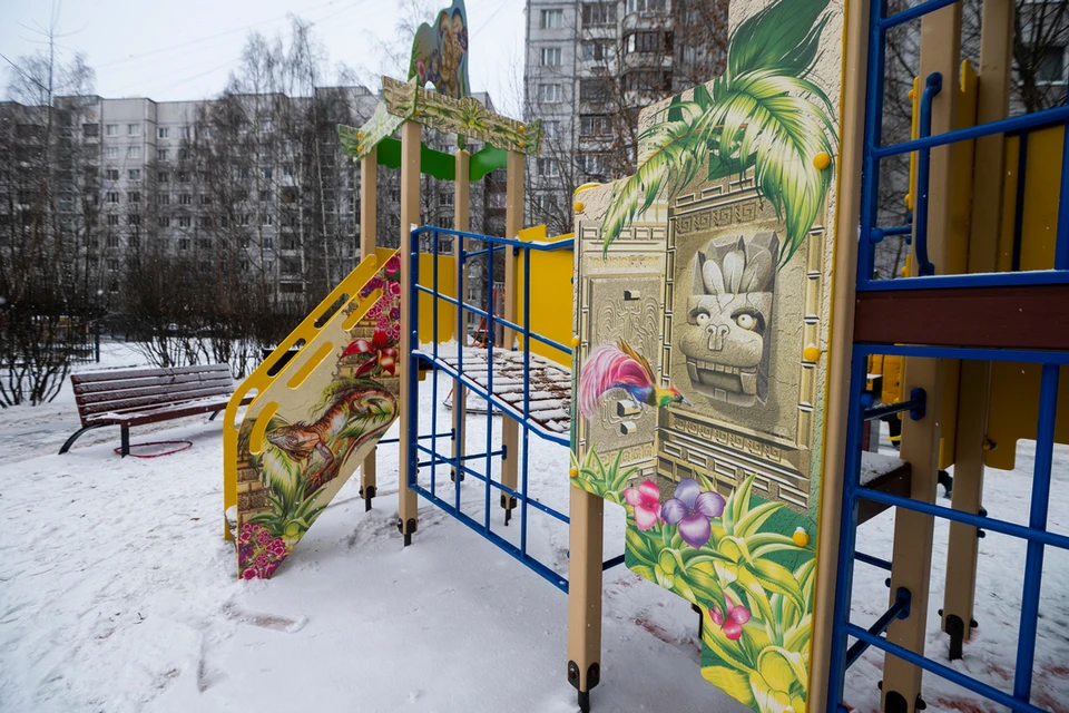 255 детских и спортивных площадок благоустроены за счет субсидий из бюджета Петербурга.