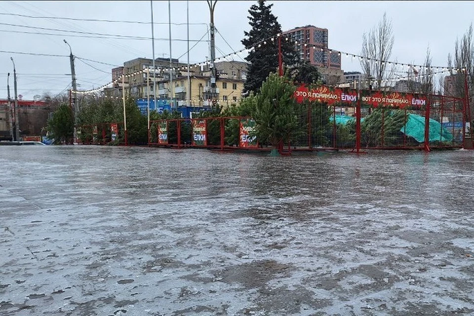 Водителей и пешеходов просят быть предельно внимательными и осторожными