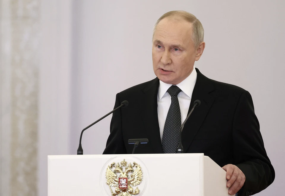 Владимир Путин провел прямую линию, совмещенную с большой пресс-конференцией