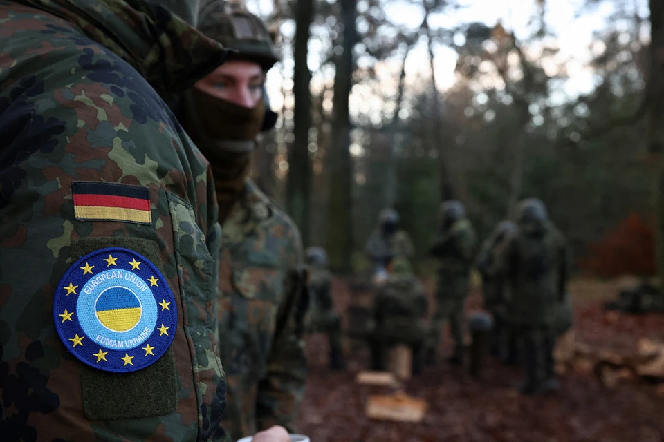 Недалеко от Магдебурга немецкие военные проводят учения с украинскими солдатами в рамках Миссии военной помощи ЕС в поддержку Украины