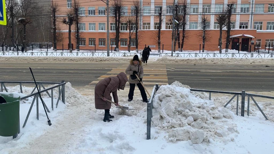 На субботник в Рязани вышли 500 горожан. Фото: администрация Рязани.