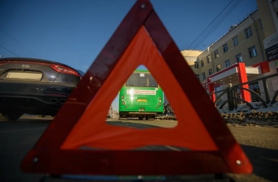 23-летний водитель пострадал в ДТП в центре Смоленска.