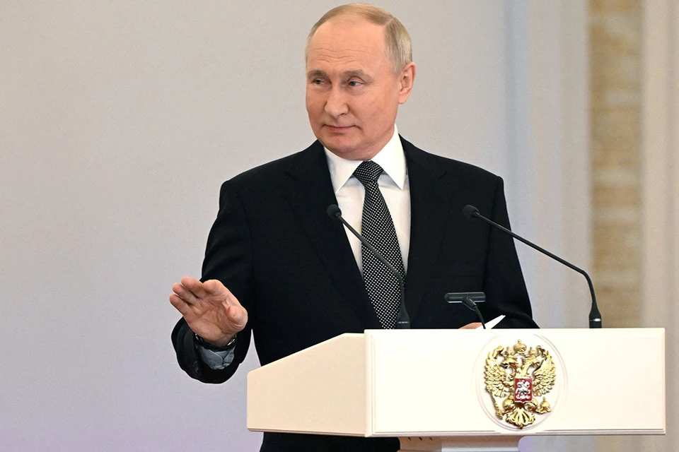 Президент Владимир Путин заявил, что Россия не собирается воевать с Европой или НАТО, а также вмешиваться в их внутренние дела.