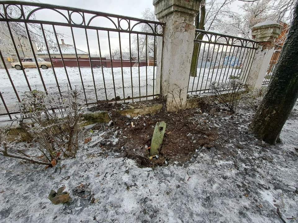 В Донецке поврежден забор и остекление детского сада (архивное фото)