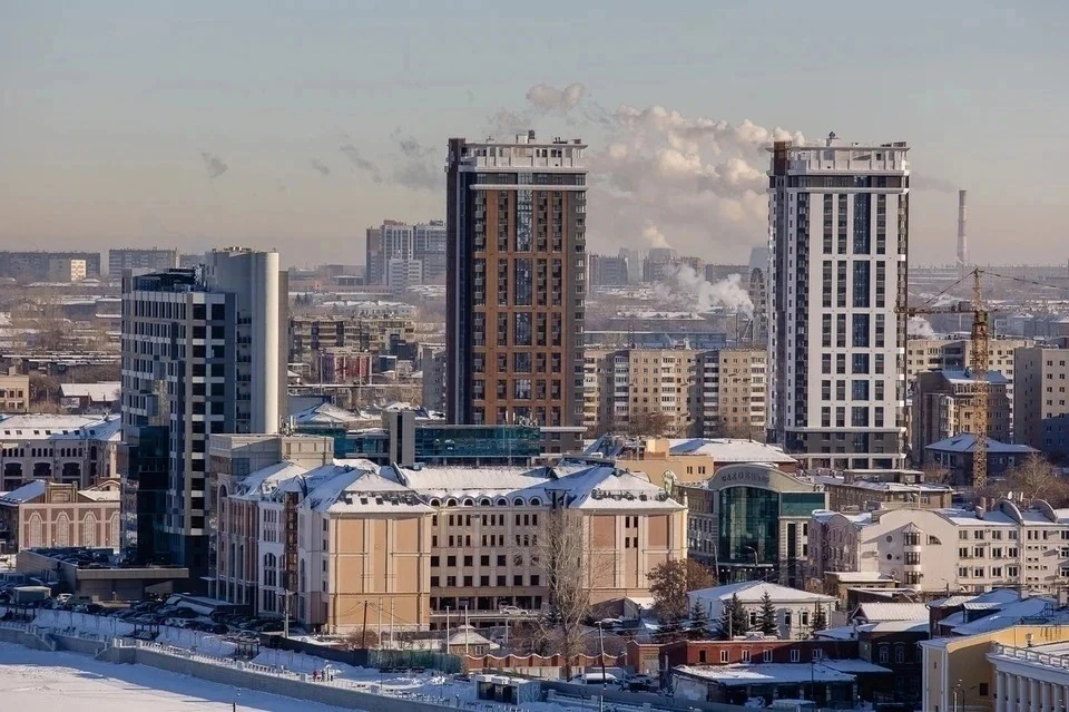 Челябинск является промышленным городом, поэтому негативного влияния на воздух не избежать