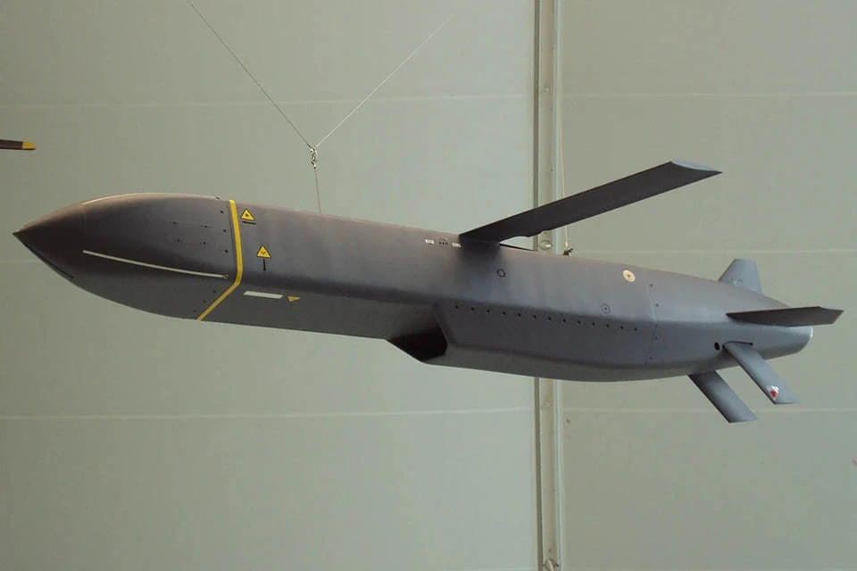 Минобороны: ВС РФ нанесли удар по аэродромам с носителями Storm Shadow. Фото: wikimedia.org