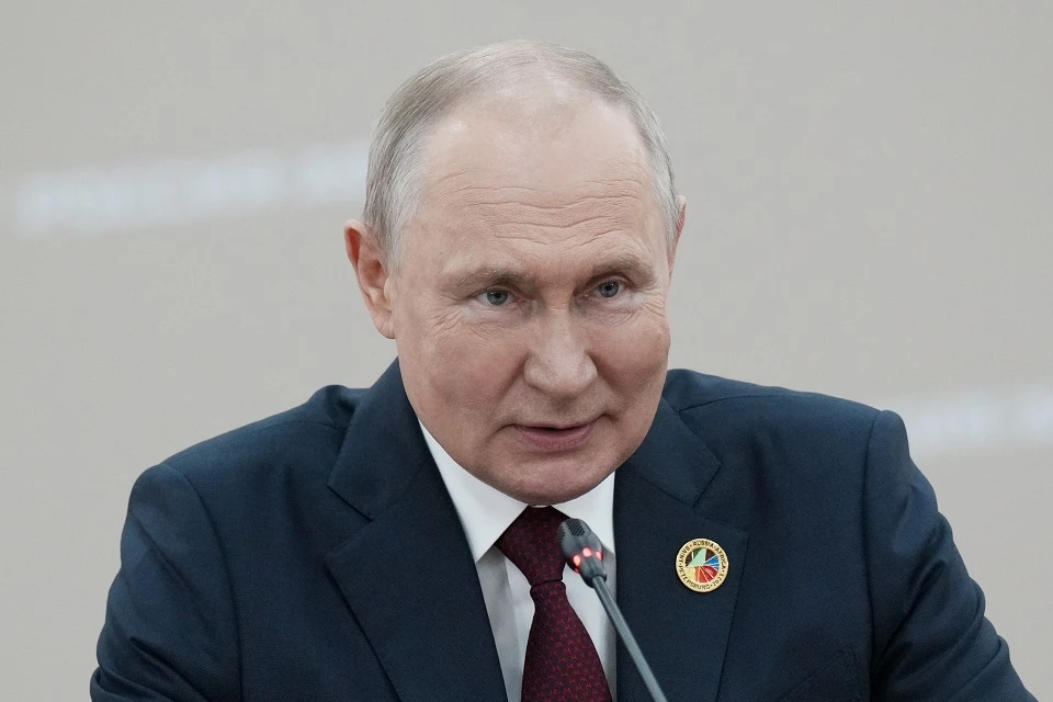 Приемная и колл-центр избирательного штаба Путина начали работу
