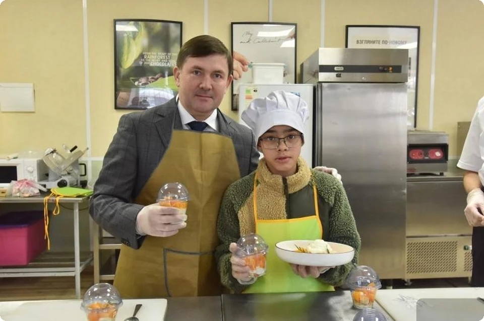 Алексей Шмыков исполнил мечту уральского подростка. Фото: правительство Свердловской области