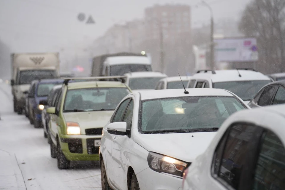 На территории города вечером фиксировалось не менее семи ДТП.