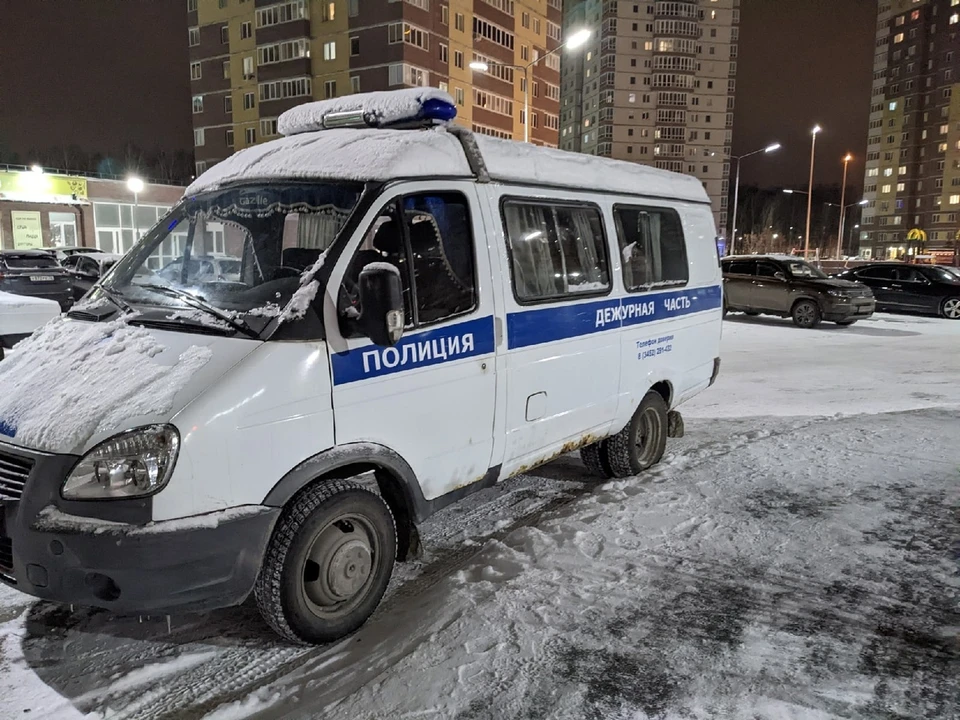 В Югре запойные родители не кормили и не ухаживали за детьми, оставляя их у бабушки