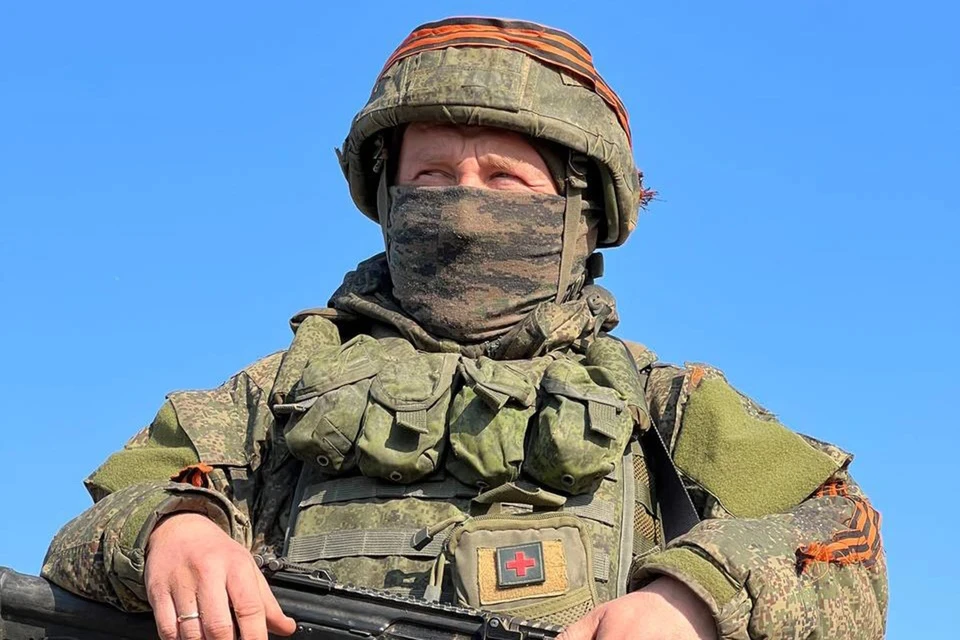 Наши бойцы наносят удары по противнику