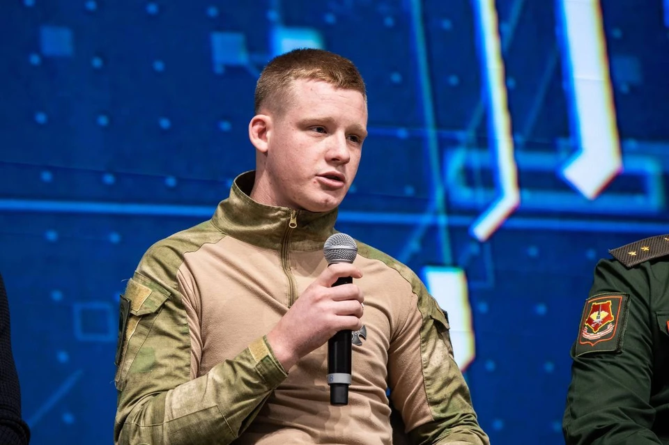 19-летний боец прошел реабилитацию, заново научился ходить. Фото: личная страница героя в социальной сети