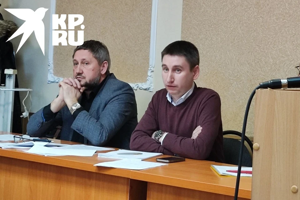 Анатолий Чахеев (слева) не признает вину