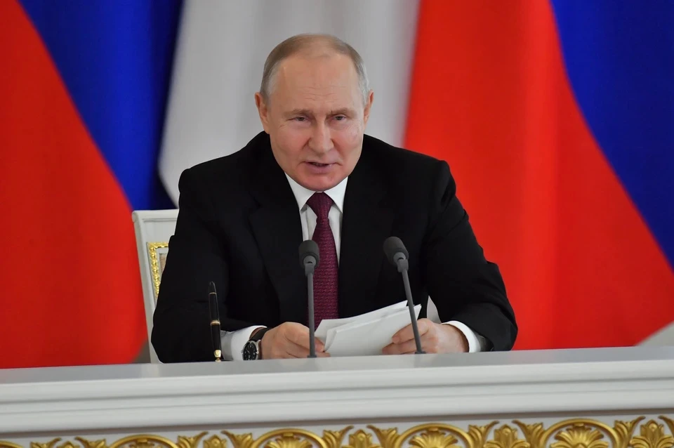 Владимир Путин провел совещание по социально-экономическому развитию новых регионов
