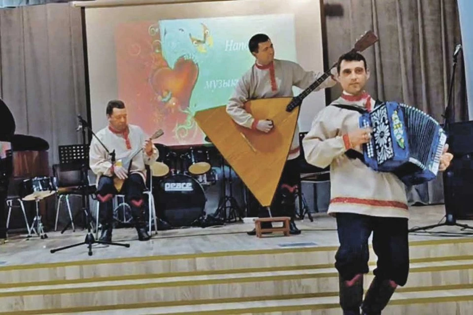 В благодарность за поддержку школа организовала концерт «Наполни музыкой сердце».