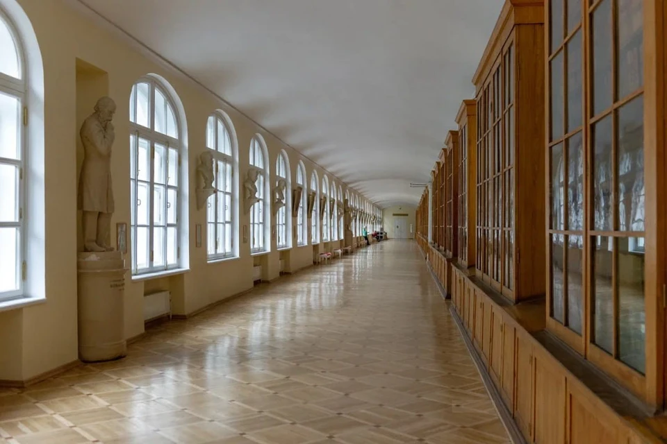 Гости выставки смогут узнать больше о трехвековой истории СПбГУ.