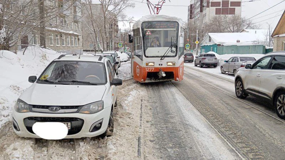 В Ульяновске из-за расчистки путей от снега трамваи изменили свои маршруты | ФОТО: телеграм-канал Трамвай | Троллейбус | Ульяновск