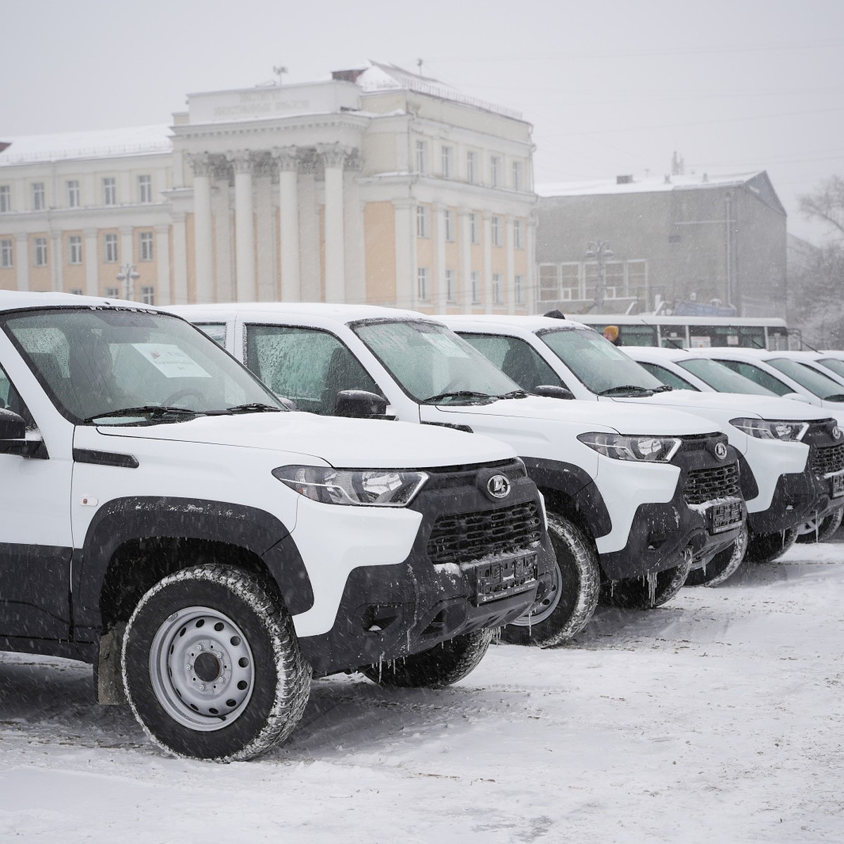 73 новых автомобиля передали медорганизациям Иркутской области 12 февраля -  KP.RU