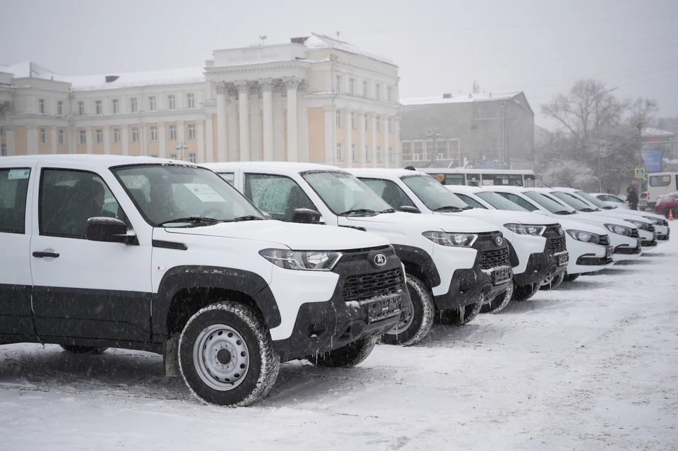 73 новых автомобиля передали медорганизациям Иркутской области 12 февраля