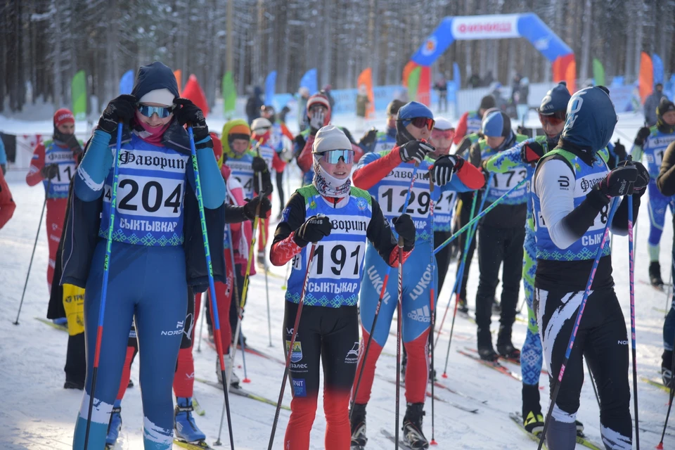 Спортивный февраль в рамках Года семьи открылся в Сыктывкаре лыжным праздником «Лыжня России». Фото: Минспорта Коми.