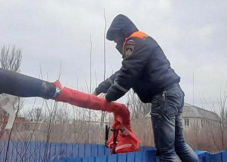 В Пологах утеплили участок теплотрассы длинной в 20 метров. ФОТО: администрация Пологовского района