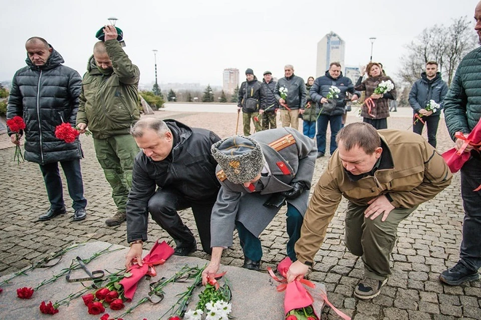 В Донецке почтили память воинов-афганцев. Фото: ОД «ДР»