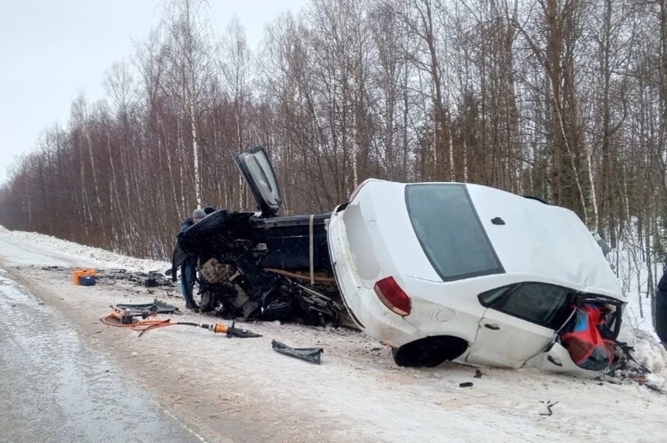 В Ярославской области произошло смертельное ДТП с легковушкой и ...