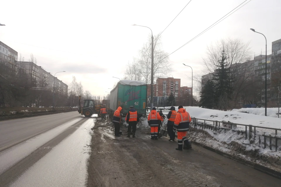 Уборка снега в Сормовском районе.