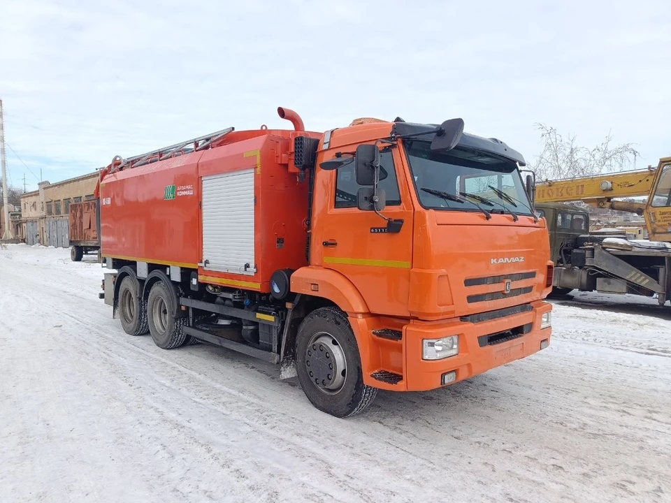 Две новые единицы спецтехники поступили в автопарк ресурсоснабжающей компании. Фото: "Концессии водоснабжения".