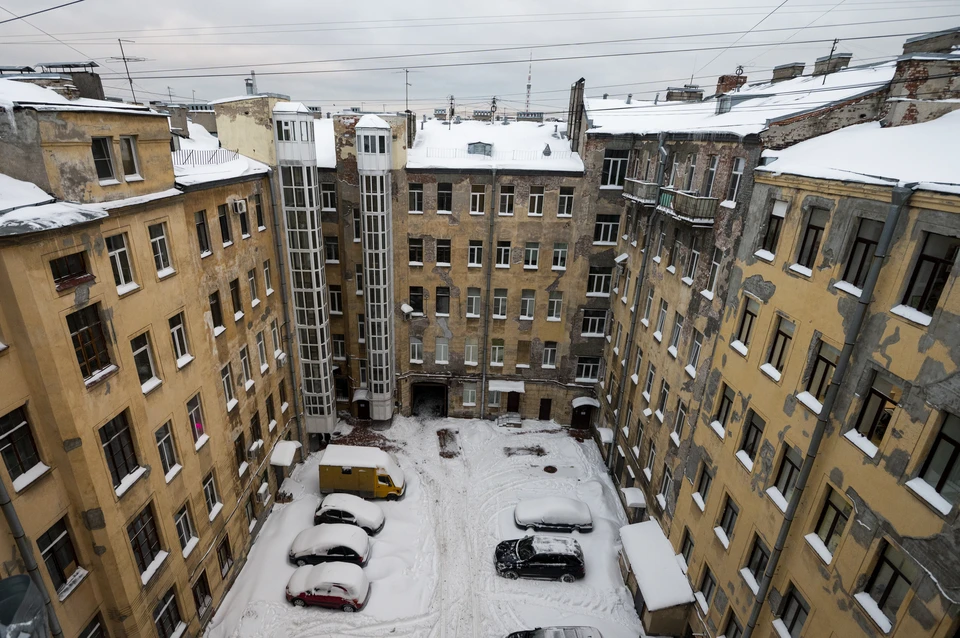 Дореволюционных дом, где проживают 213 человек, отремонтируют в Петербурге.
