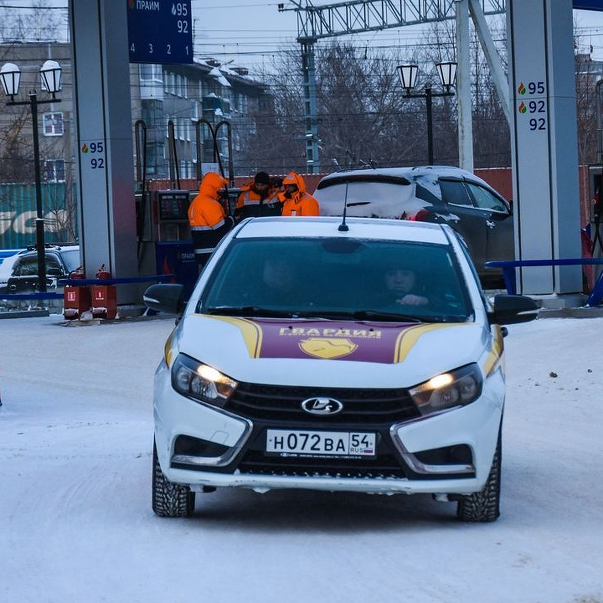 В Новосибирске вор попытался унести краденый огнетушитель - KP.RU