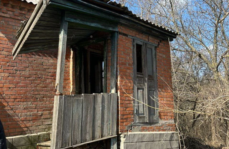 Во время пожара в частном доме пострадал 55-летний шахтинец. Фото: ГУ МЧС по Ростовской области