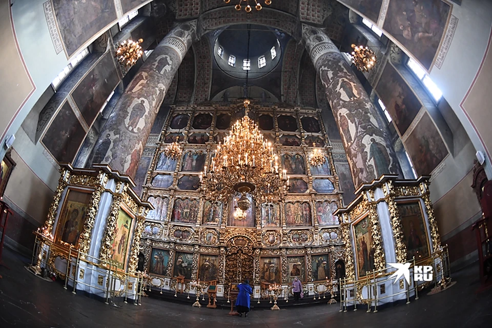 В храмах Югры молятся о жертвах теракта в Москве