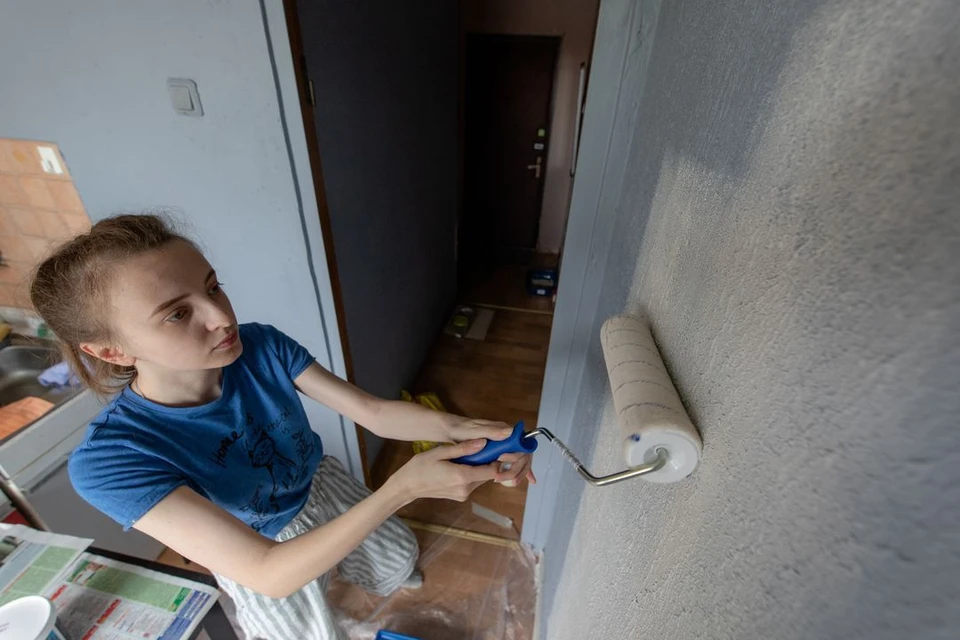 Строительный эксперт Васильев рассказал, как избежать нервного срыва во время ремонта.