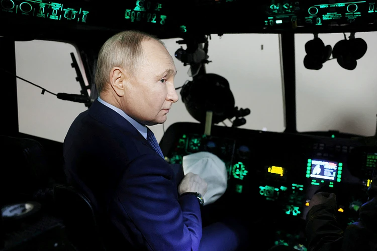 Путин: применение F-16 против России сделает их законной целью в любом месте