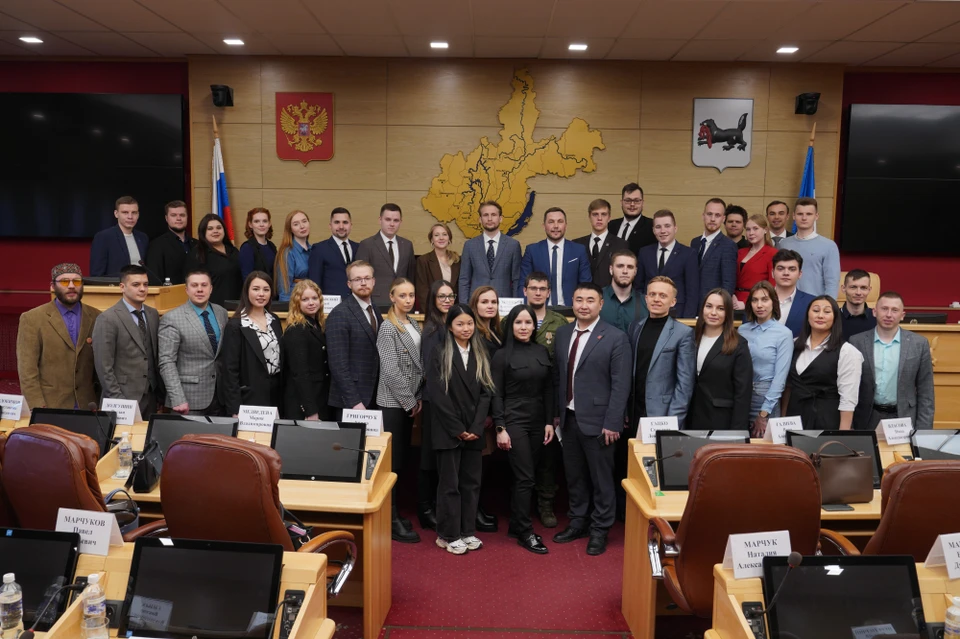 Первая сессия Молодежного парламента нового созыва прошла в Иркутской области