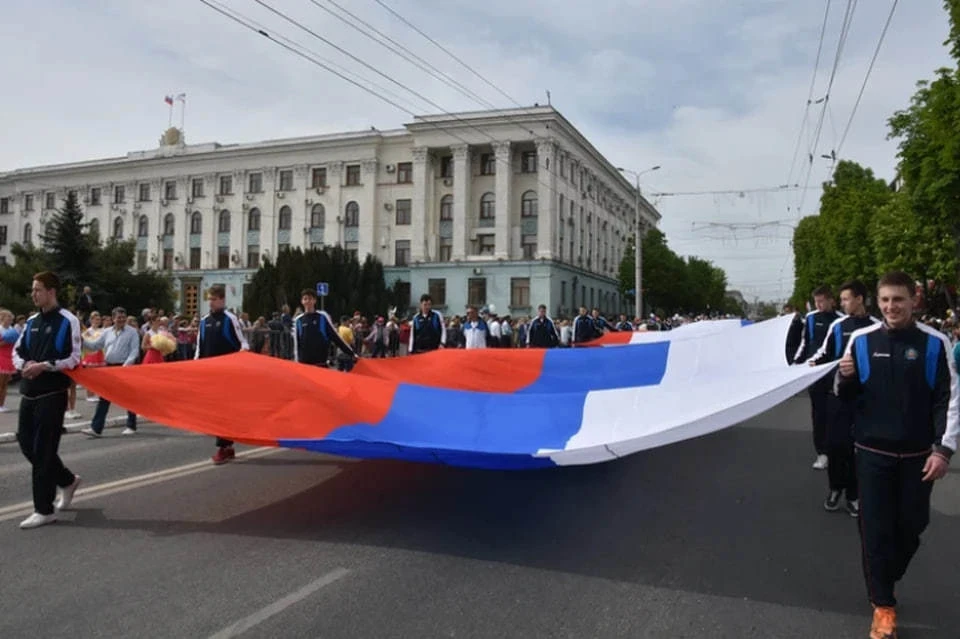 Последний раз праздничное шествие в крымской столице проводилось в 2019 году