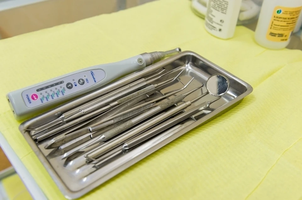 Директора нижегородской стоматологии обвиняют в обмане 48 пациентов.